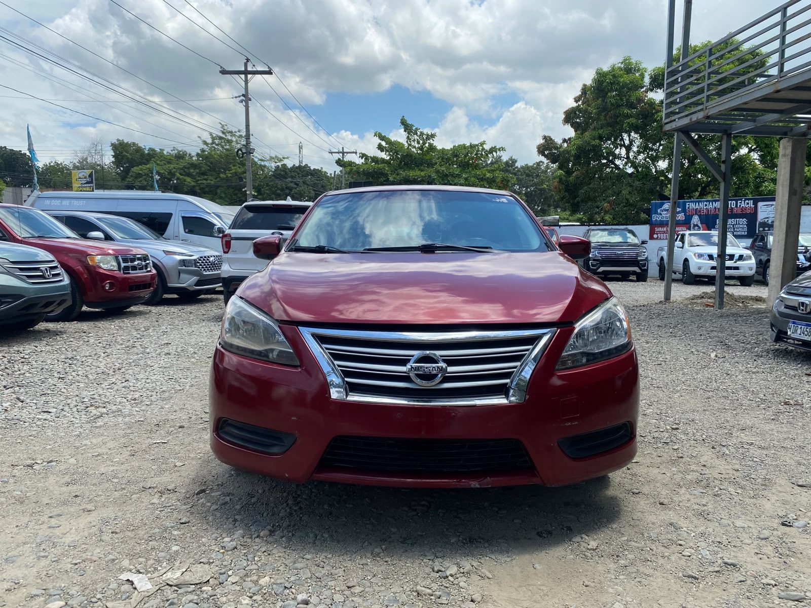 Nissan Sentra 2013, foto 2
