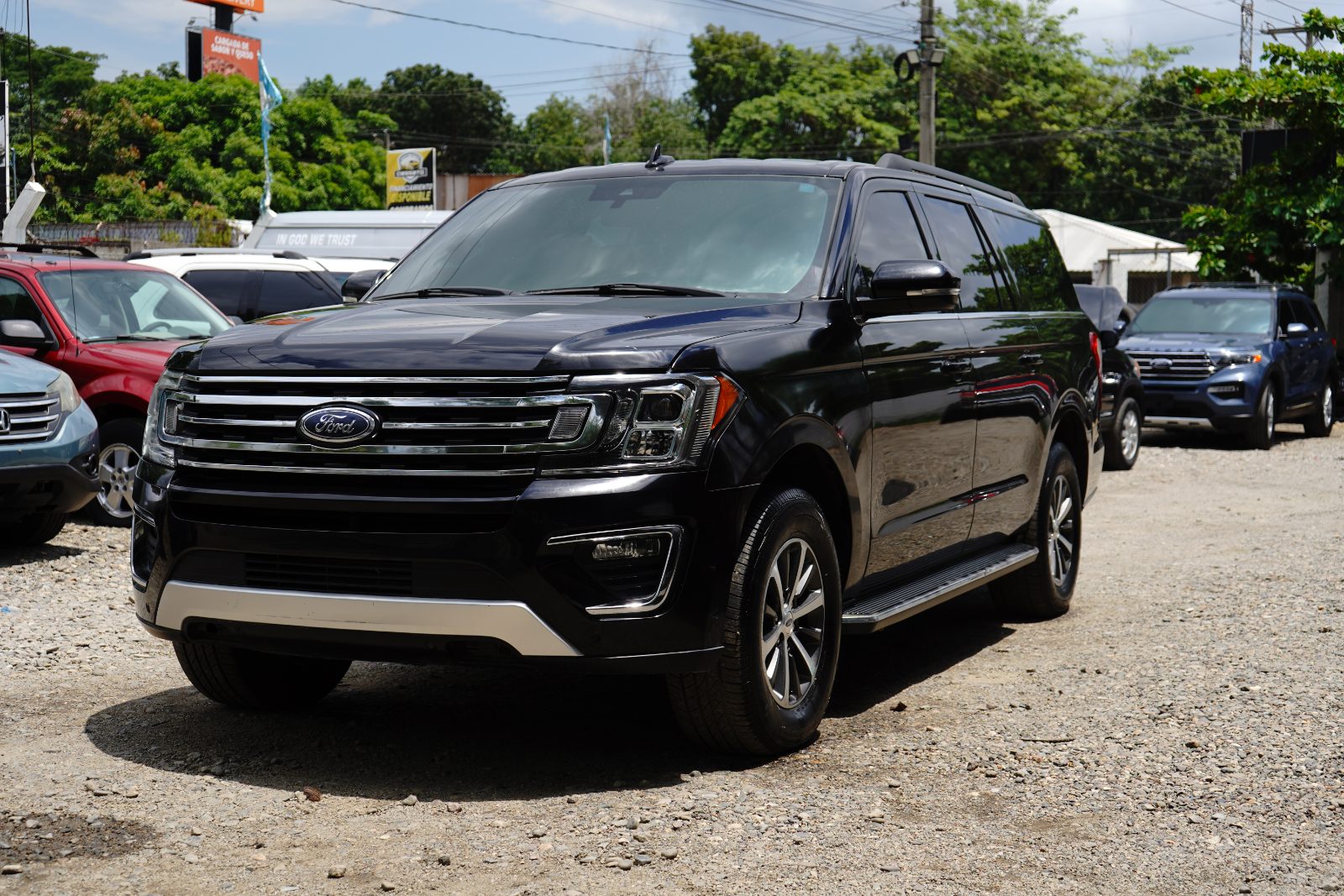 Ford Expedition 2020, foto 1